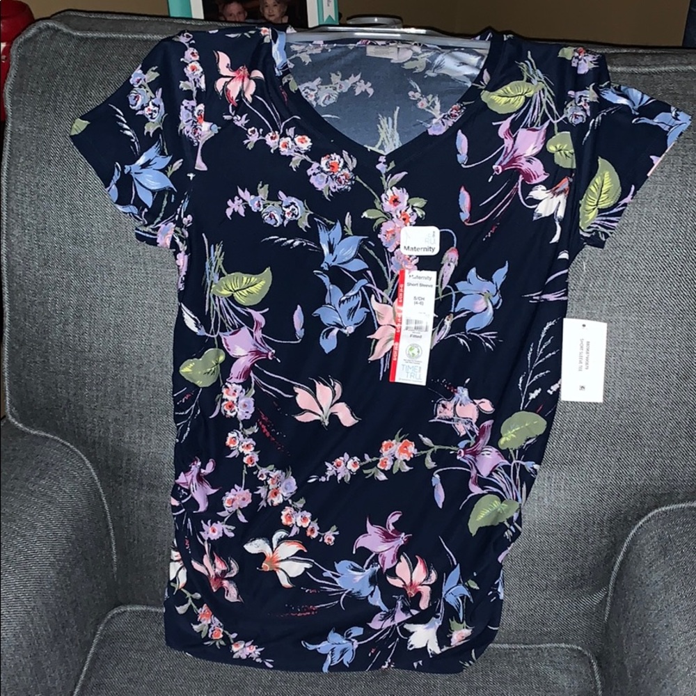 Gorgeous Floral Short Sleeve Maternity Top BNWT